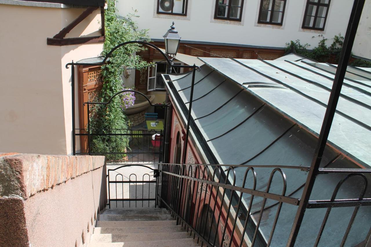 Zwinger Apartman Sopron Exterior foto